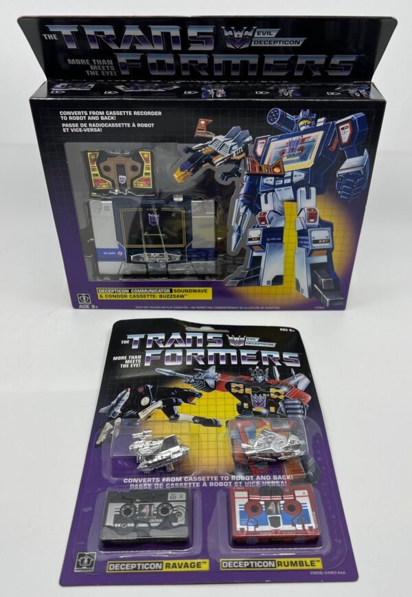 IMG_4366 (1) HASBRO TRANSFORMERS WALMART EXCLUSIVE REISSUE SOUNDWAVE 2018 SET