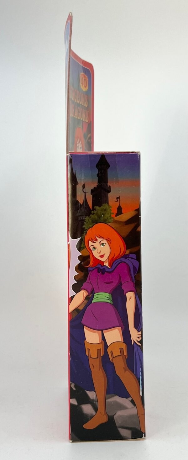 IMG_4605 HASBRO DUNGEONS & DRAGONS SHEILA D AND D D&D ACTION FIGURE