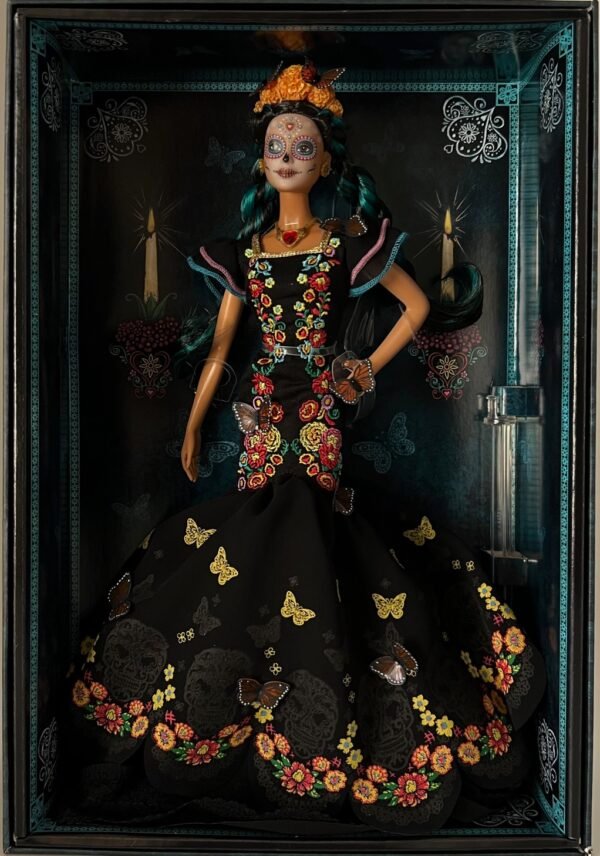 MATTEL BARBIE SIGNATURE DIA DE LOS MUERTOS DAY OF THE DEAD 2019