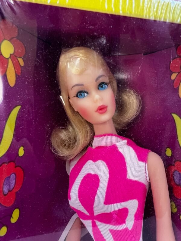 MATTEL 1969 TWIST N' TURN BARBIE NEW IN PACKAGE NRFB