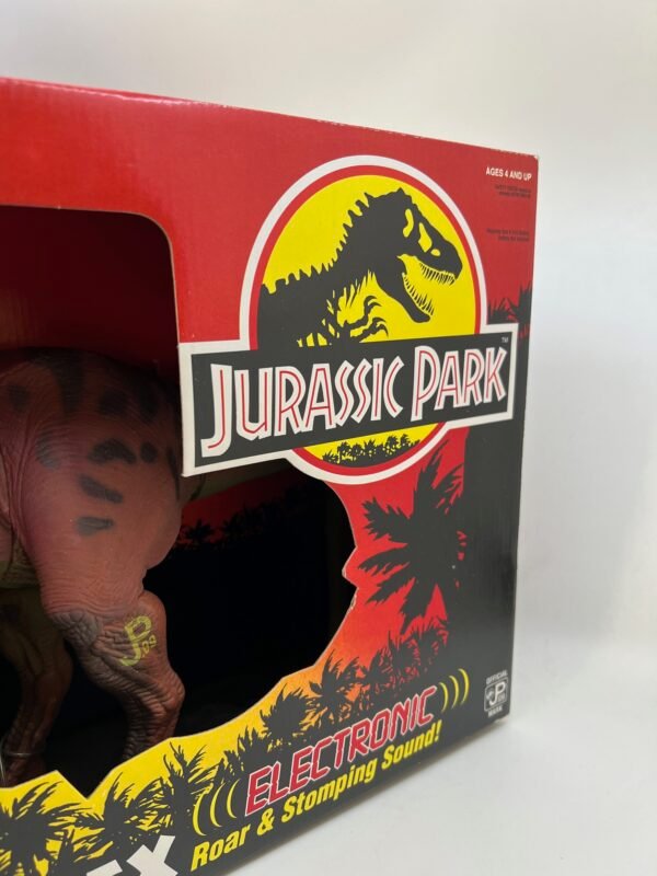 IMG_4729 (2) KENNER JURASSIC PARK 1993 TYRANNOSAURUS REX T REX action figure new in package.The best condition you'll find on the market today!