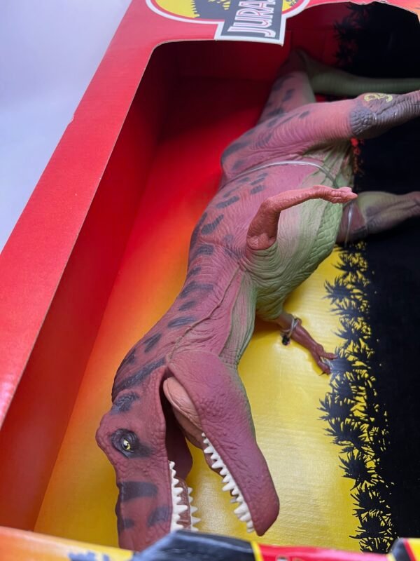 IMG_4741 (2) KENNER JURASSIC PARK 1993 TYRANNOSAURUS REX T REX action figure new in package.The best condition you'll find on the market today!