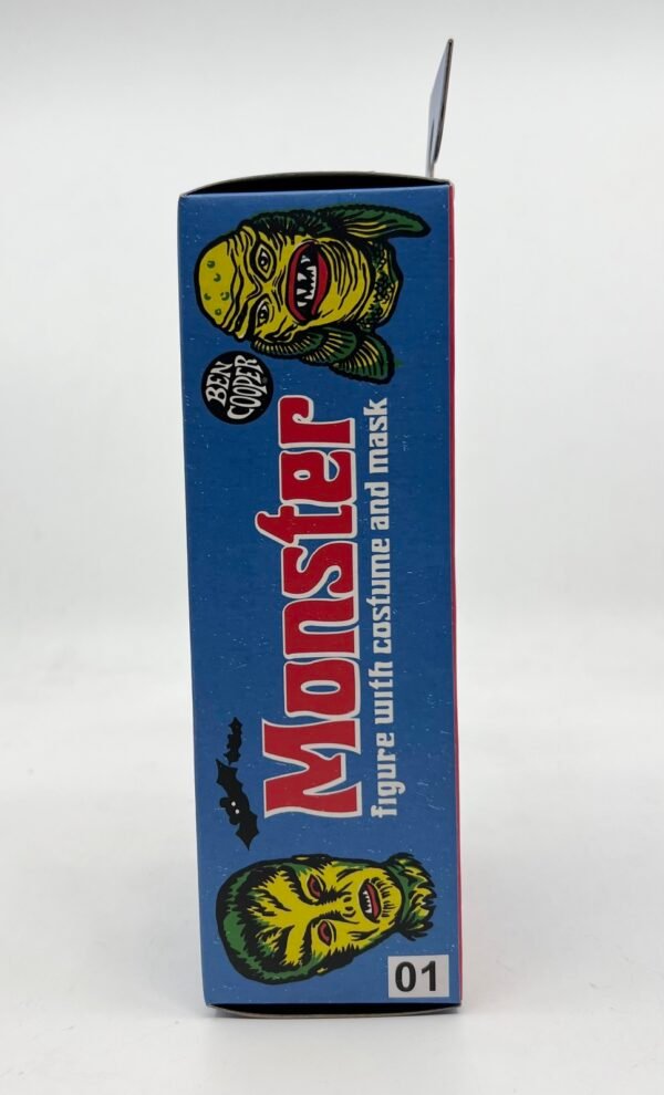 IMG_9281 NECA BEN COOPER SERIES 1 CREATURE OF THE BLACK LAGOON COSTUME ACTION FIGURE NIB