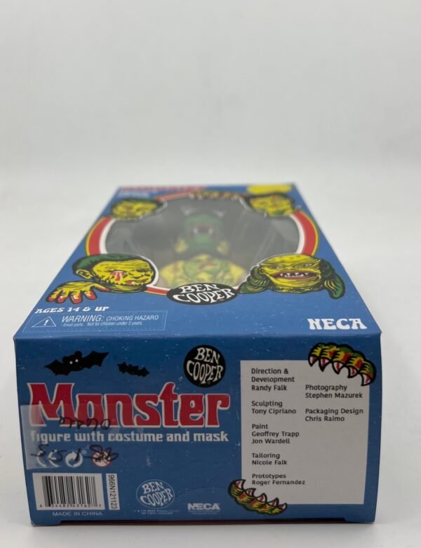 IMG_9282 NECA BEN COOPER SERIES 1 CREATURE OF THE BLACK LAGOON COSTUME ACTION FIGURE NIB