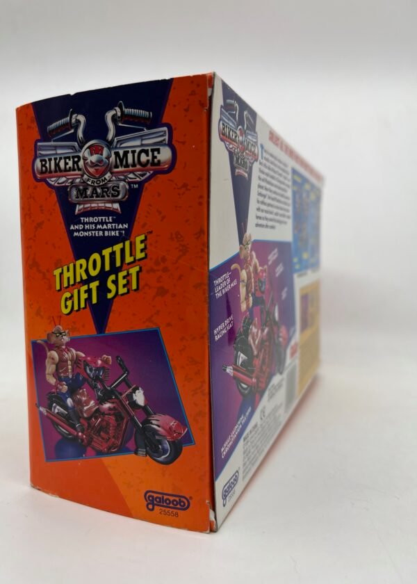 IMG_6722 Biker Mice from Mars Motorcycle Throttle Galoob open box 1993