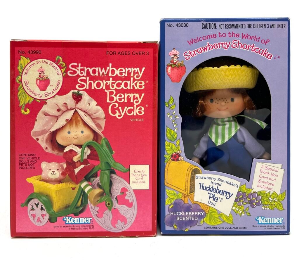 Vintage 1979 Kenner Strawberry Shortcake & Huckleberry Pie Doll Set MIB Sealed