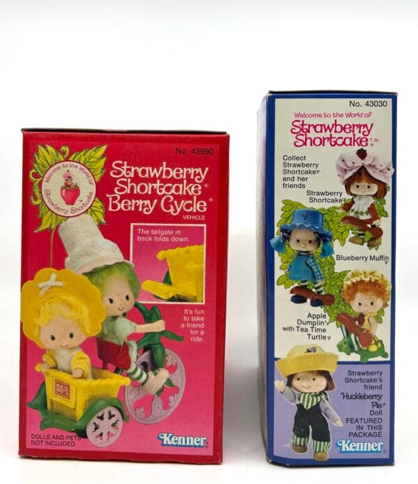 Vintage 1979 Kenner Strawberry Shortcake & Huckleberry Pie Doll Set MIB Sealed